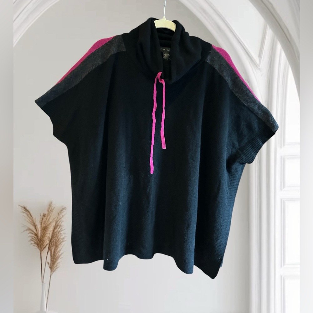 NWT TAHARI Cashmere Merino Wool Blend Black Poncho Cape Sweater One Size‎